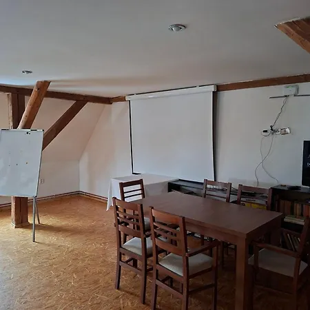 U Janatu S Ubytovanim Inn