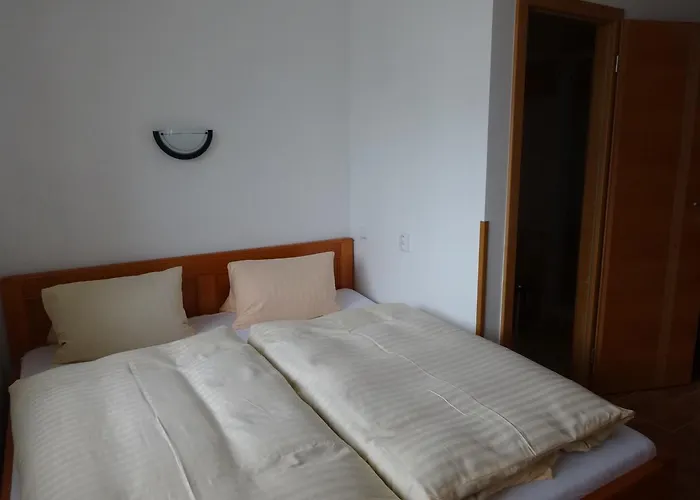 Locanda U Janatů S Ubytováním Cestin